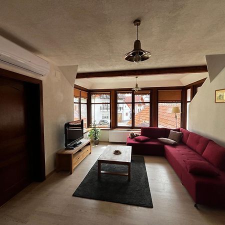 Cozy Apartment Braşov Exteriör bild