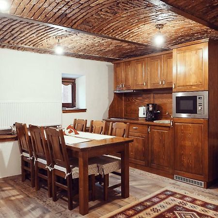 Cozy Apartment Braşov Exteriör bild