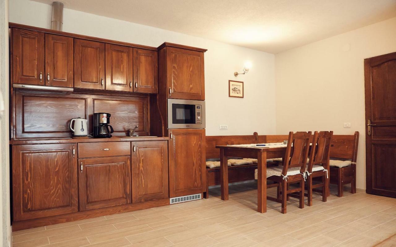 Cozy Apartment Braşov Exteriör bild